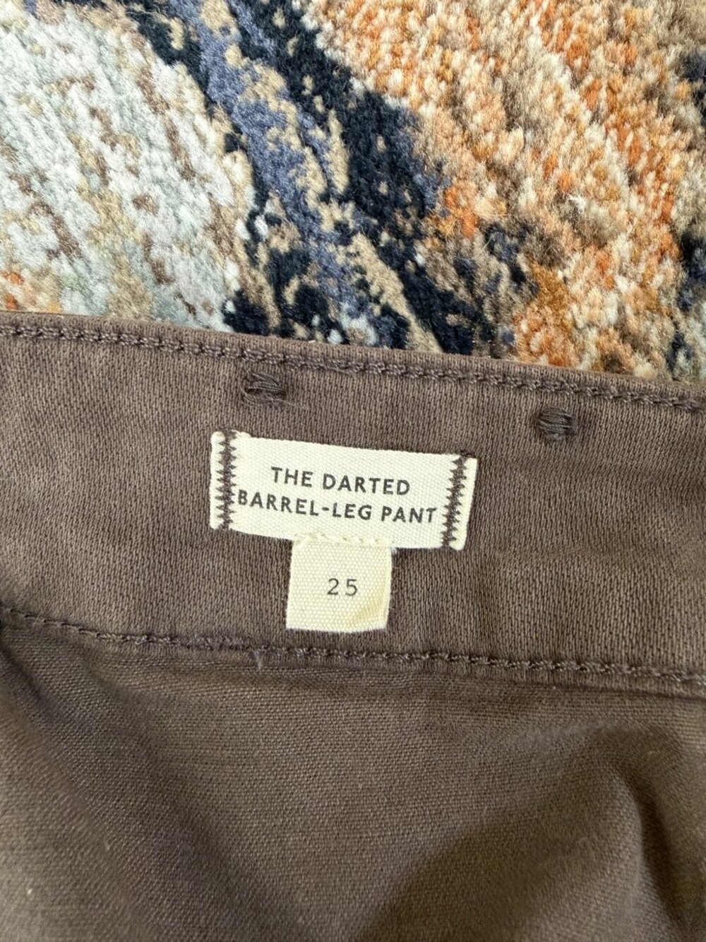 Madewell Darted Barrel-Leg Pant | Size 25 | NWT | Mocha Brown - Picture 4 of 5